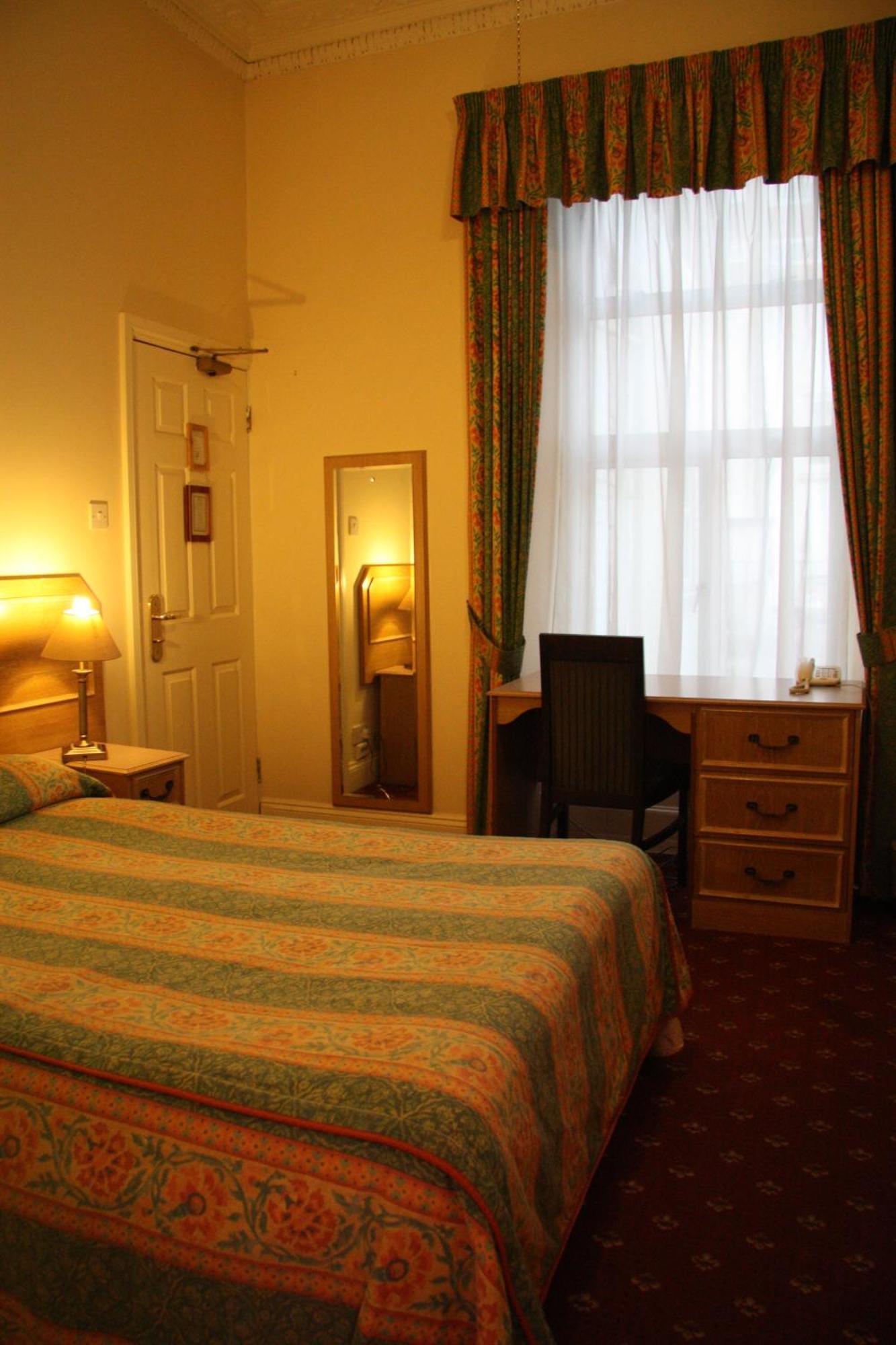 Admiral Hotel At Park Avenue London Exterior photo