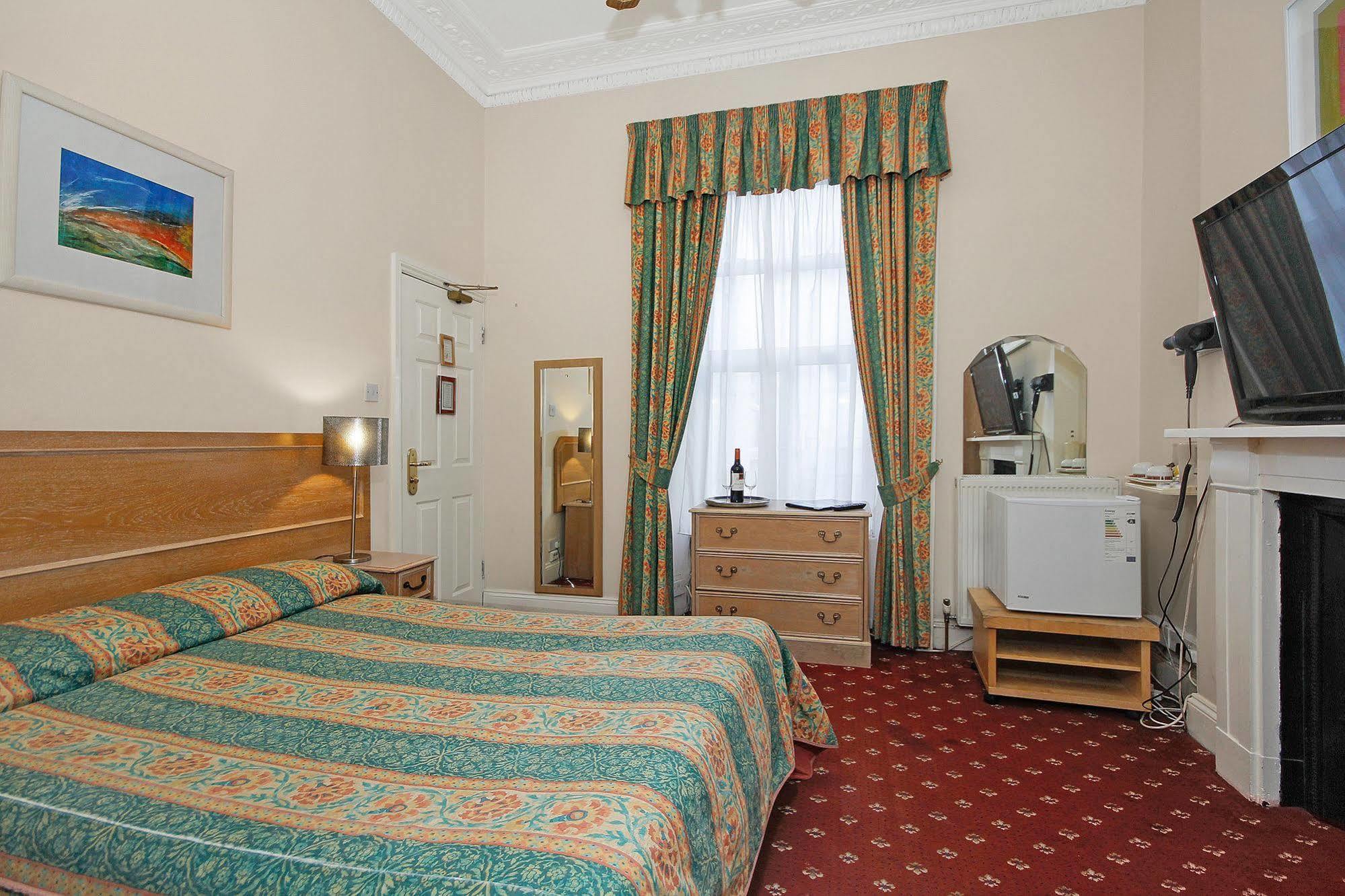 Admiral Hotel At Park Avenue London Exterior photo